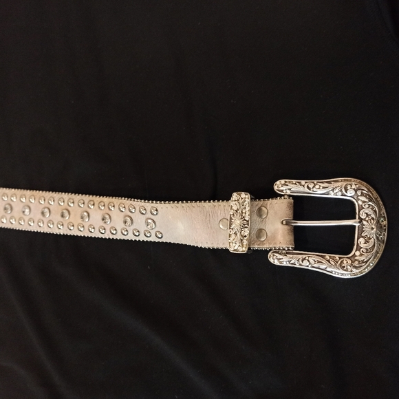 Nacona Western Cowgirl  Rhinestone bling belt women's Size 32 - Picture 9 of 16